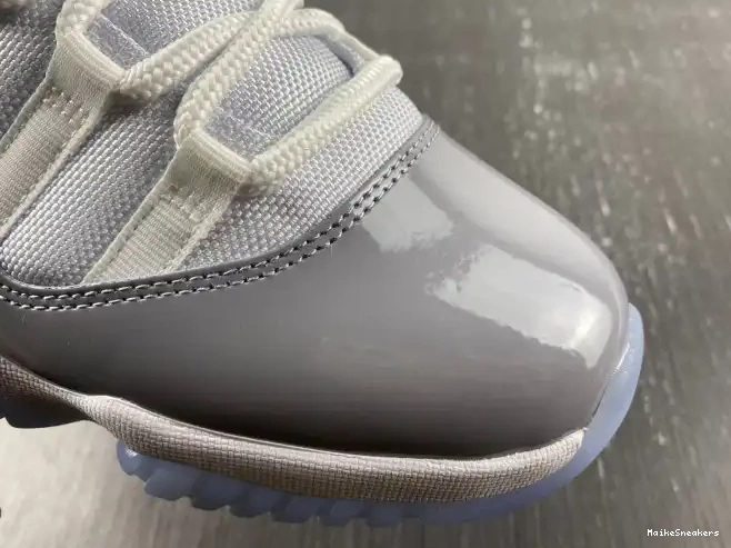 MaikeSneakers Jordan Grey Cement AV2187-140 Air Low 11 0618